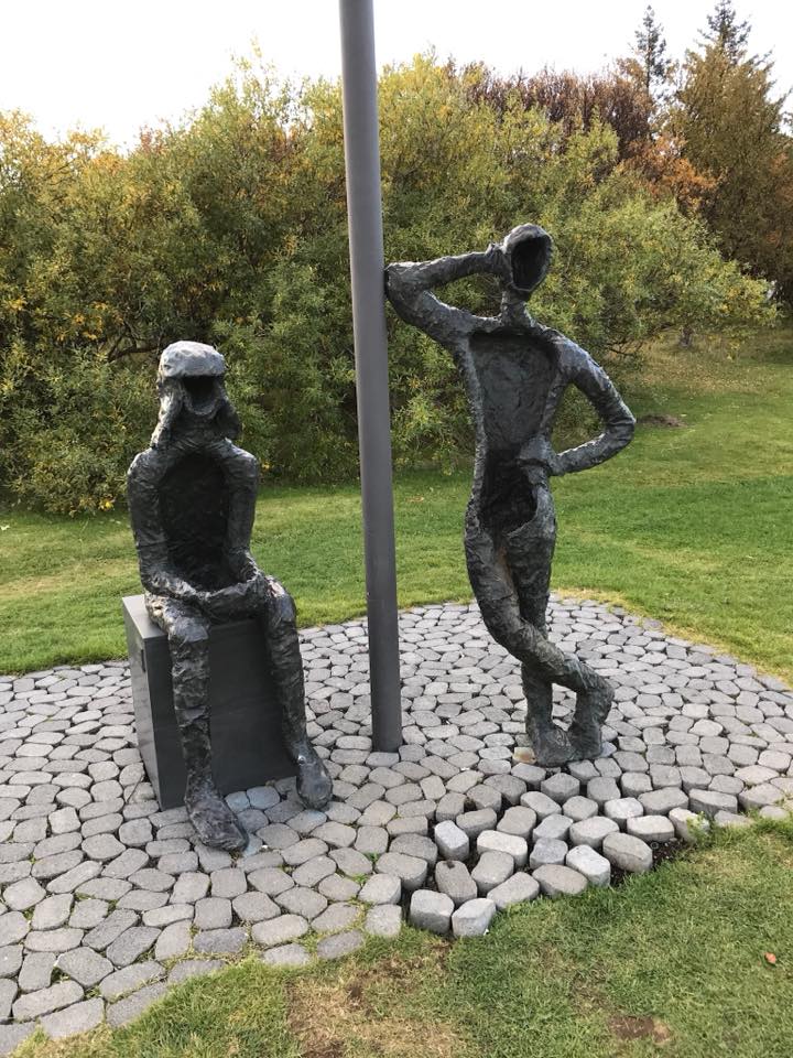 Text alt for Statue7.jpg